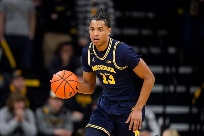 16岁的天空：多特蒙德超新星阿尔伯特本轮青年欧冠集锦（多特蒙德16岁天才阿尔伯特青年欧冠本轮高光集锦）