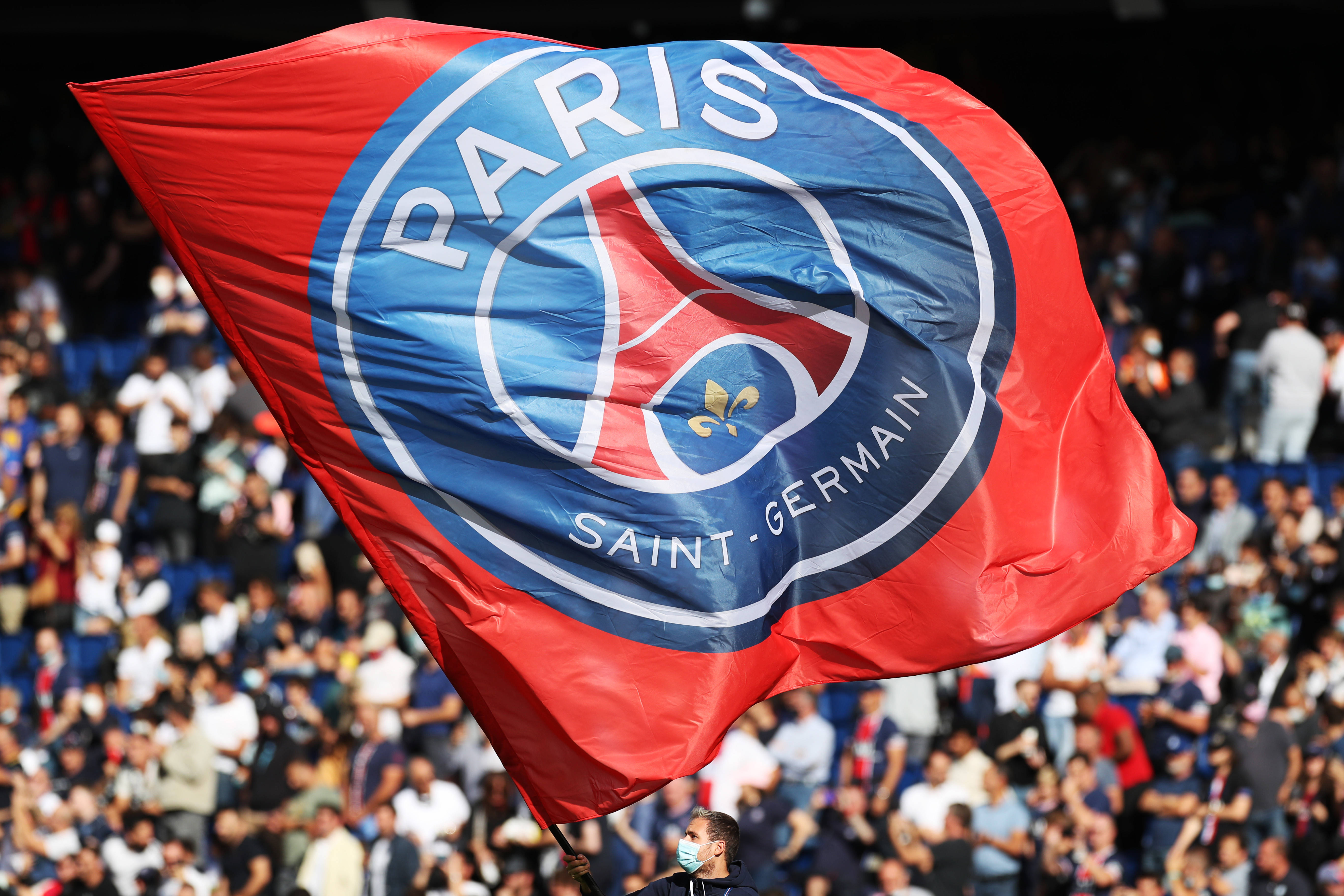 韩K联半场：李东俊、杜甘季奇造杀机，全北现代暂0-0首尔（韩职联半场：李东俊与杜甘季奇频造险，全北现代暂与首尔互交白卷）