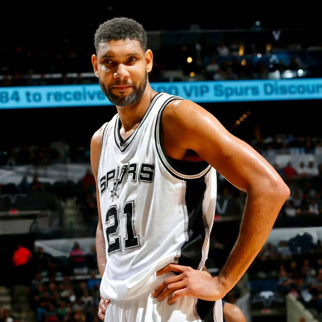 巴萨U12的尼日利亚新星与耐克签约，经纪人：他家人要求的（巴萨U12尼日利亚小将签约耐克，经纪人称系其家人主导）