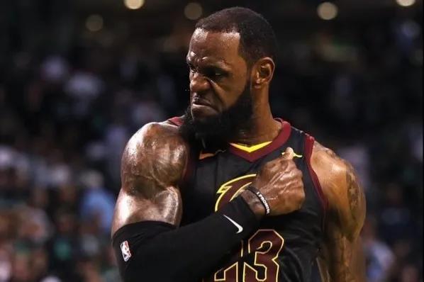 鲁媒：依木兰、陈泽仕参加山东队赛前合练，韩鹏参与了抢圈（鲁媒称：依木兰、陈泽仕随山东队完成赛前合练，韩鹏参与抢圈训练）