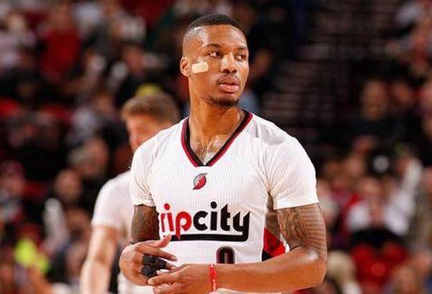 12名球星身价暴跌！皇马崩盘引发连锁反应，贝林厄姆2亿身价也难保（皇马崩盘引发转会震荡：12大球星身价集体跳水，贝林厄姆2亿恐难守）